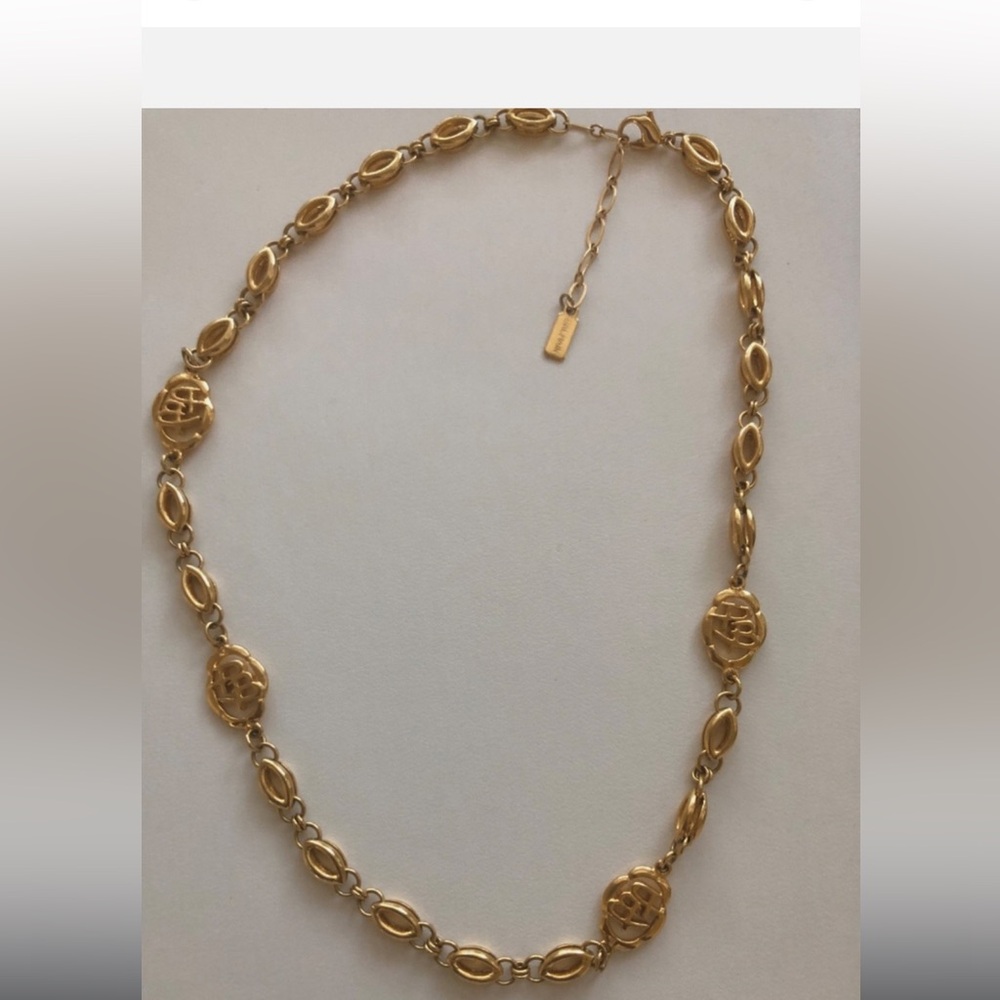 Authentic Pierre Balmain Gold-Plated Necklace - Picture 2 of 4